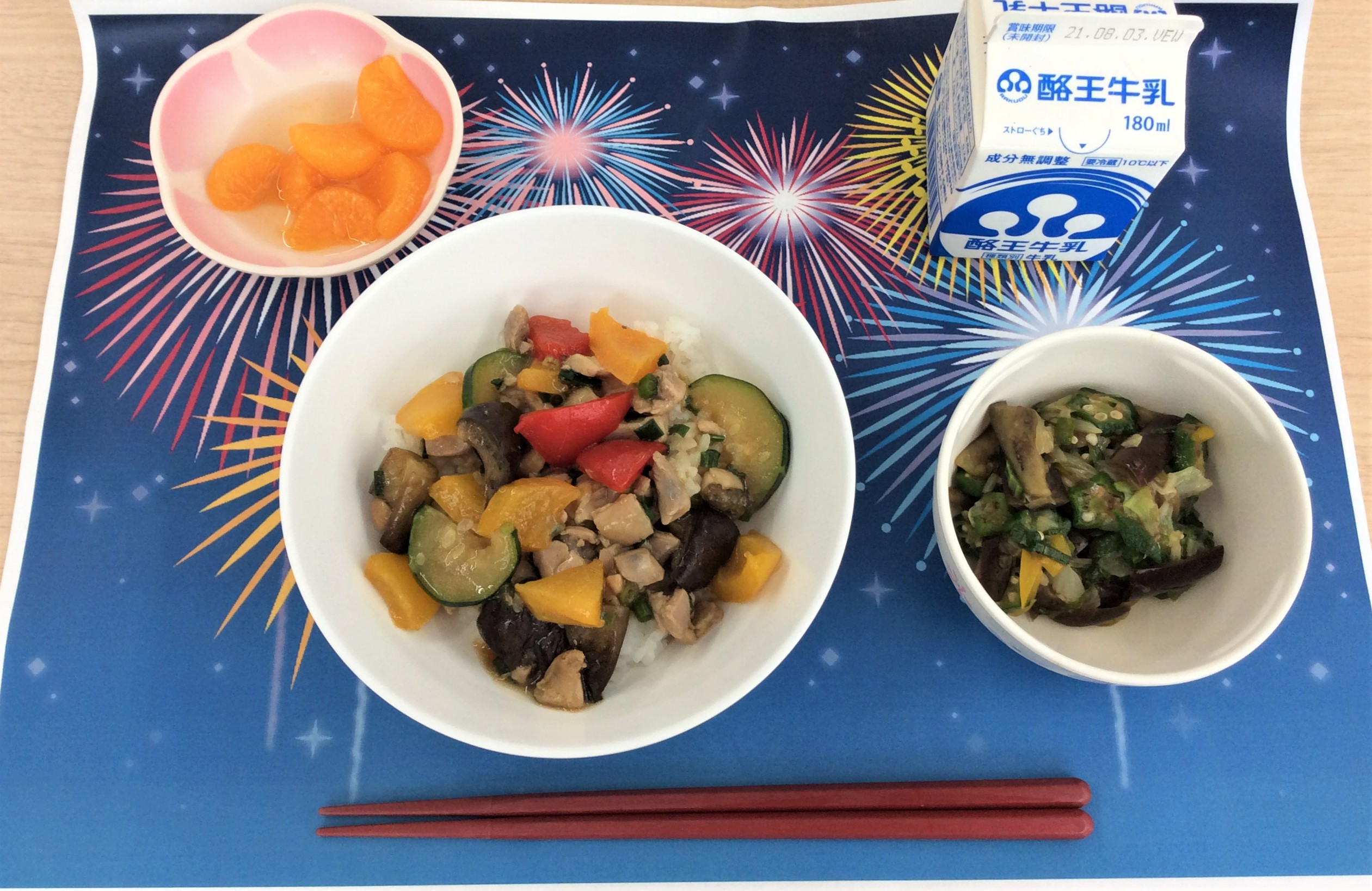 夏野菜と鶏肉のオイスター炒め丼.JPG