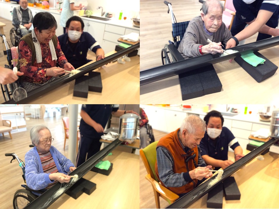 そうめん流しシーン (2).JPG